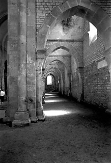 フォントネイ修道院（1139-1147） 筆者撮影