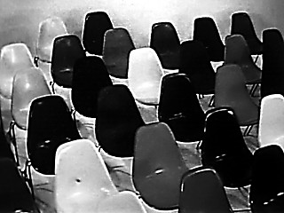 2──チャールズ＆レイ・イームズ 《カレイドスコープ・ジャズ・チェア》1960 出典＝『EAMES FILMS──チャールズ＆ レイ・イームズの映像世界』（Asmik、2001）