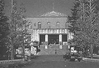 34───天理大学附属図書館（1930）京大の坂静雄＋島田良馨による設計。