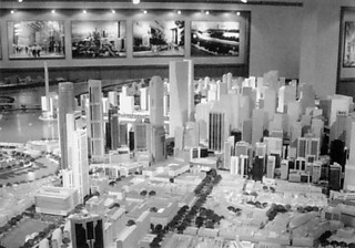 54──都市再開発公社に置かれた都心計画の模型 筆者撮影
