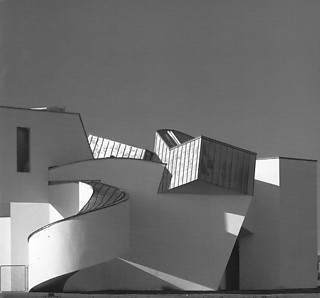 19──《ヴィトラ家具博物館》1989 The Vitra Design Museum, 1990