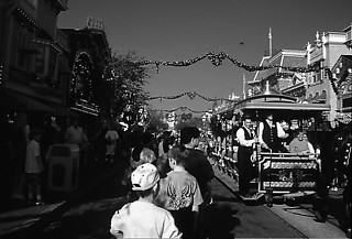 6──ディズニーランドのメインストリート、1955 筆者撮影