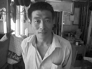 5──溶接工の鄭樹欣。遼寧省康平県出身、33歳。